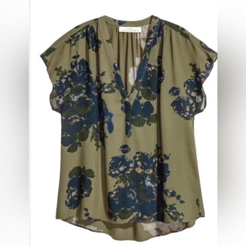 Women’s H&M size 10 olive green floral print b-neck top with matching pants‎ set